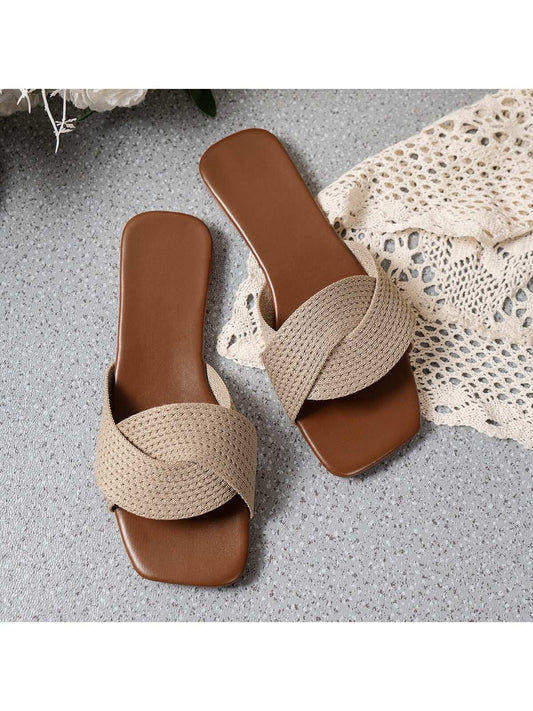 Fashionable & Elegant Versatile Classic Flat Slippers for Mothers, Young Moms